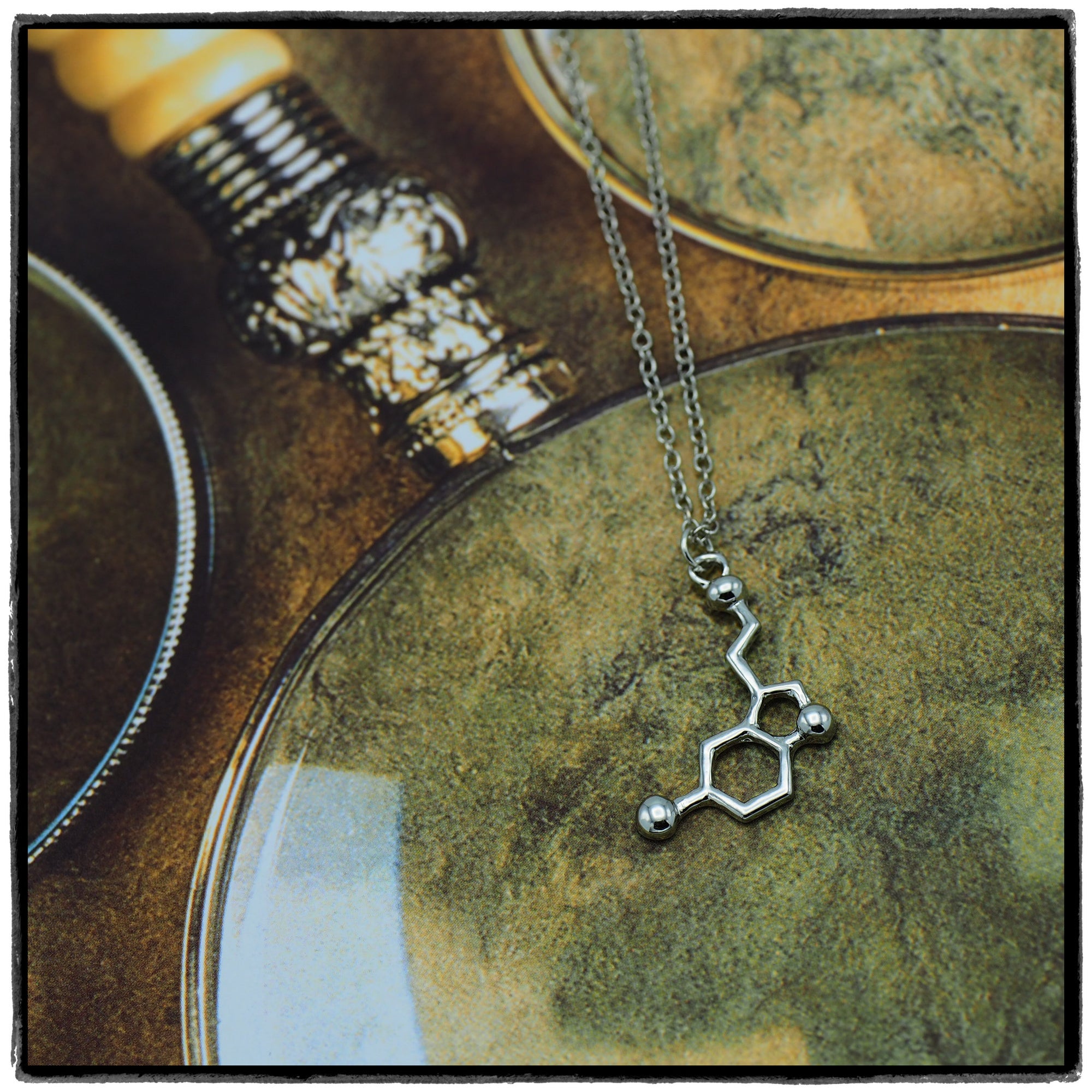 Serotonin Molecule Necklace - Milky Spoon
